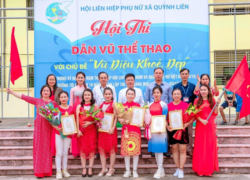 Hội thi dân vũ chào mừng kỷ niệm 92 năm ngày thành lập hội LHPN Việt Nam và ngày phụ nữ Việt Nam 20/10