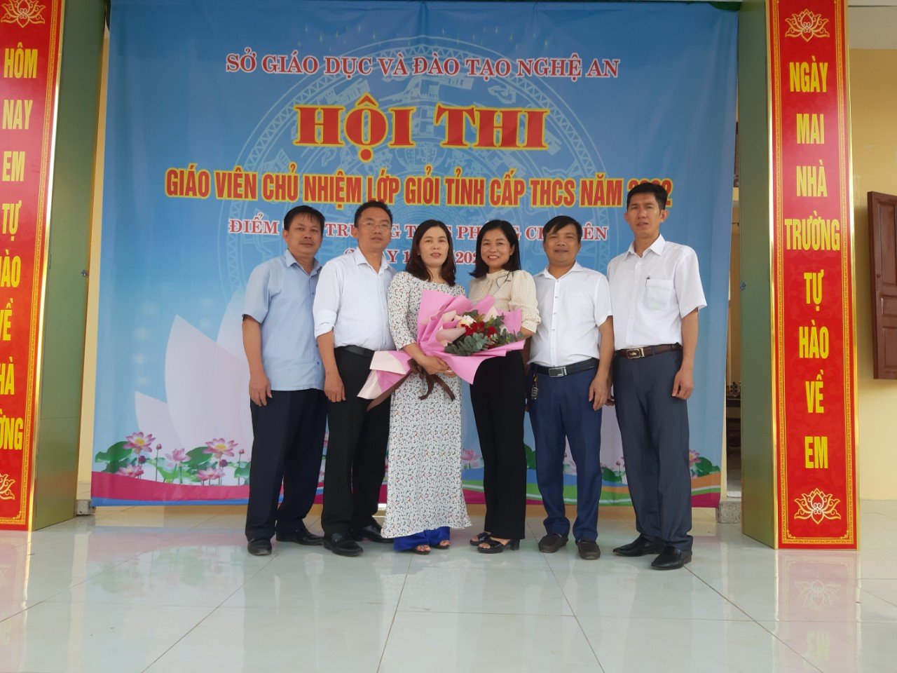 Trường THCS: Kết quả giáo dục chào mừng 40 năm ngày nhà giáo Việt Nam và kỷ niệm 10 năm thành lập thị xã Hoàng Mai