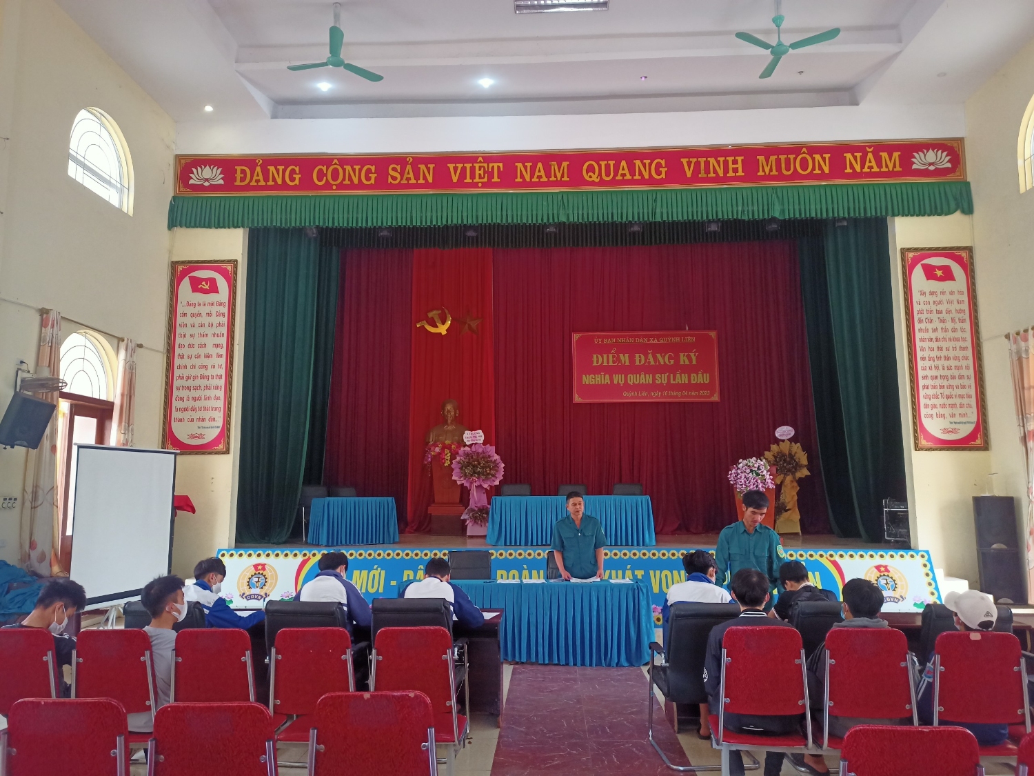 BCH Quân sự xã Quỳnh Liên tổ chức đăng ký nghĩa vụ quân sự lần đầu năm 2023